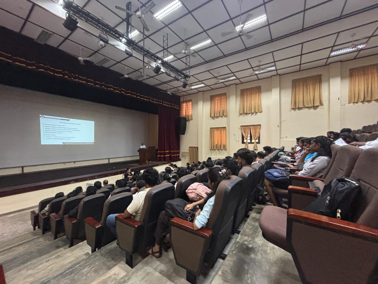 Insurance Career Insights 2025: Navigating the Future of Insurance Careers